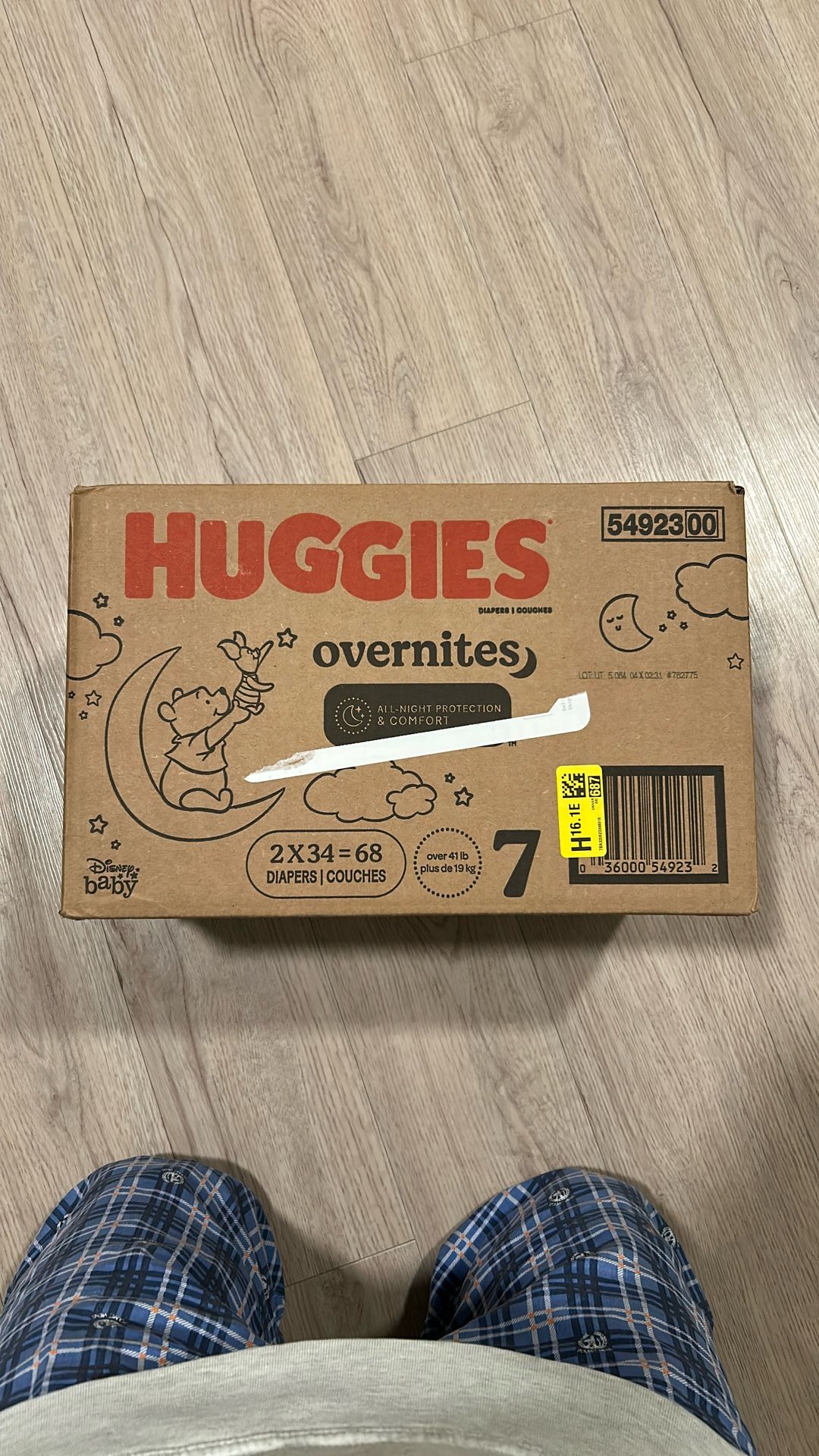 Huggies overnites size 7 / 68 Count