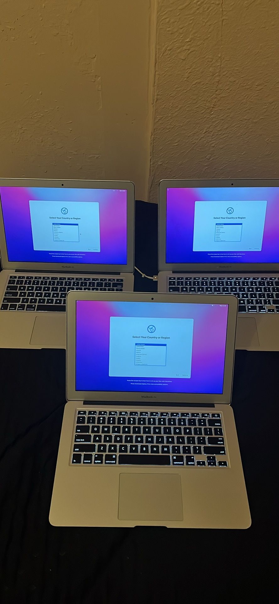 MacBook Air 2017 8/128 GB (Great Condition)