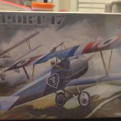 NEUPORT 17 Model Kit 1/32nd Scale