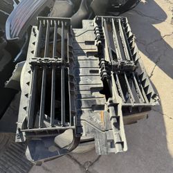 Ford Fusion Grille Shutter Oem