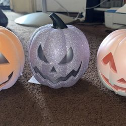 Light Up Jack-o’-lanterns
