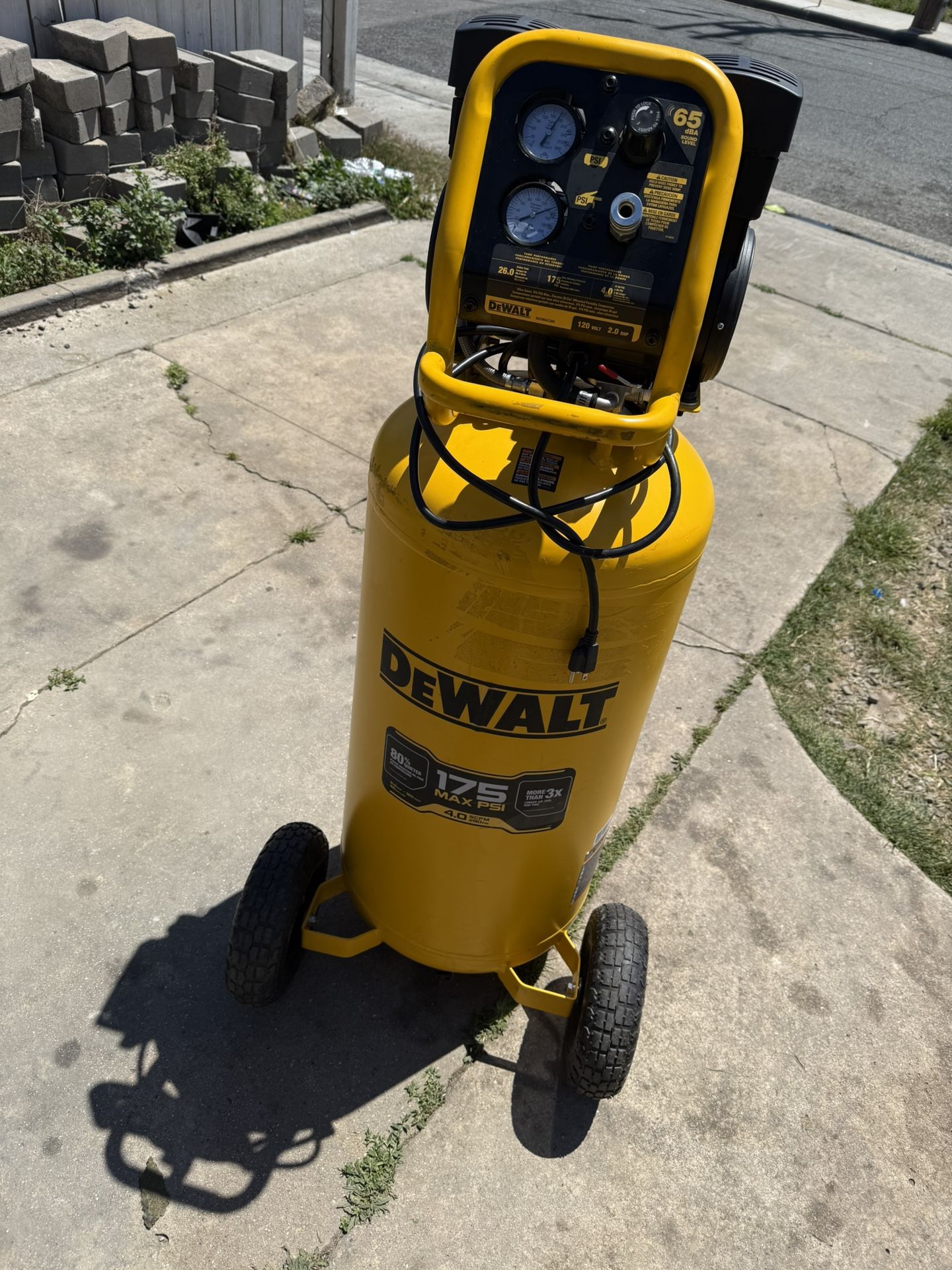 DEWALT 26 Gal. 175 PSI Ultra Quiet Portable Electric Air Compressor