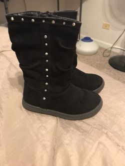 Girls boots size 8