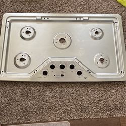 GE Gas Cooktop 36 X 20.5”