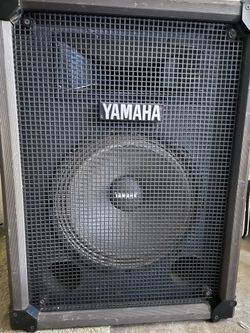 2 Yamaha Speakers S 112 H 12 inch