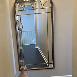 Arched wall mirror