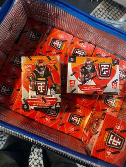 10 sealed football boxes, 2024 one of the best quarterback, rookie classes selling altogether