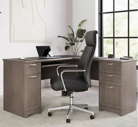 OFFICE DESK