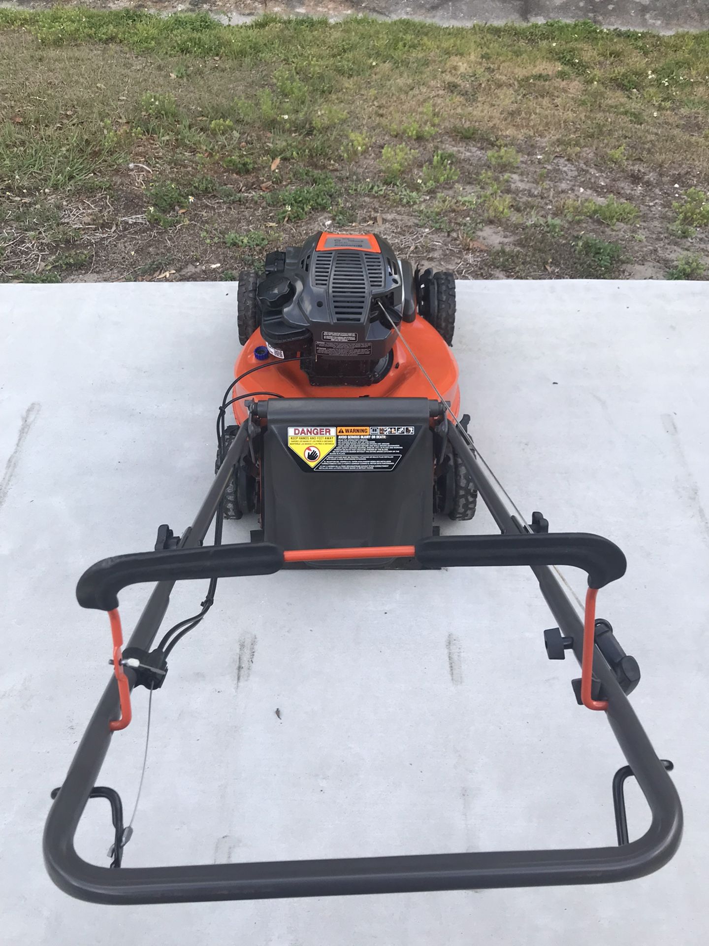 Husqvarna LC 221A AWD 21 inch cut Briggs and Stratton 675exi Series