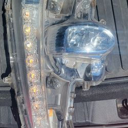 2017 TOYOTA PRIUS PRIME HEADLIGHT