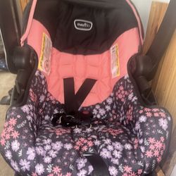 Evenflo infant Car seat 