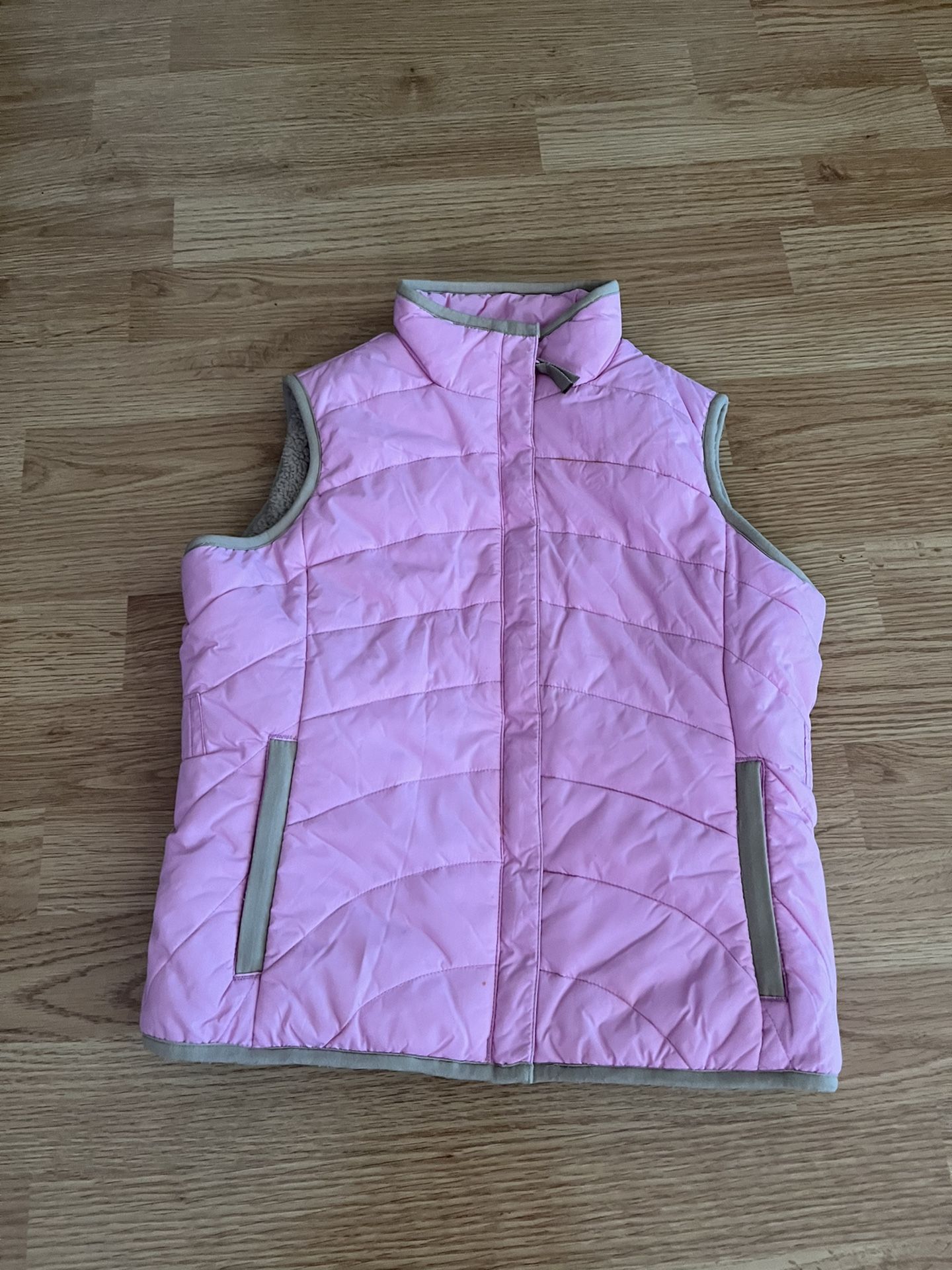 Girls Size 5/6 Puffer Vest