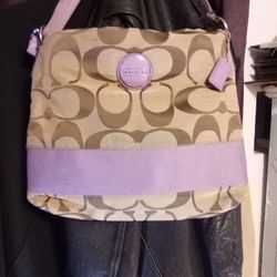 COACH  Purse. All Leather Brand New.