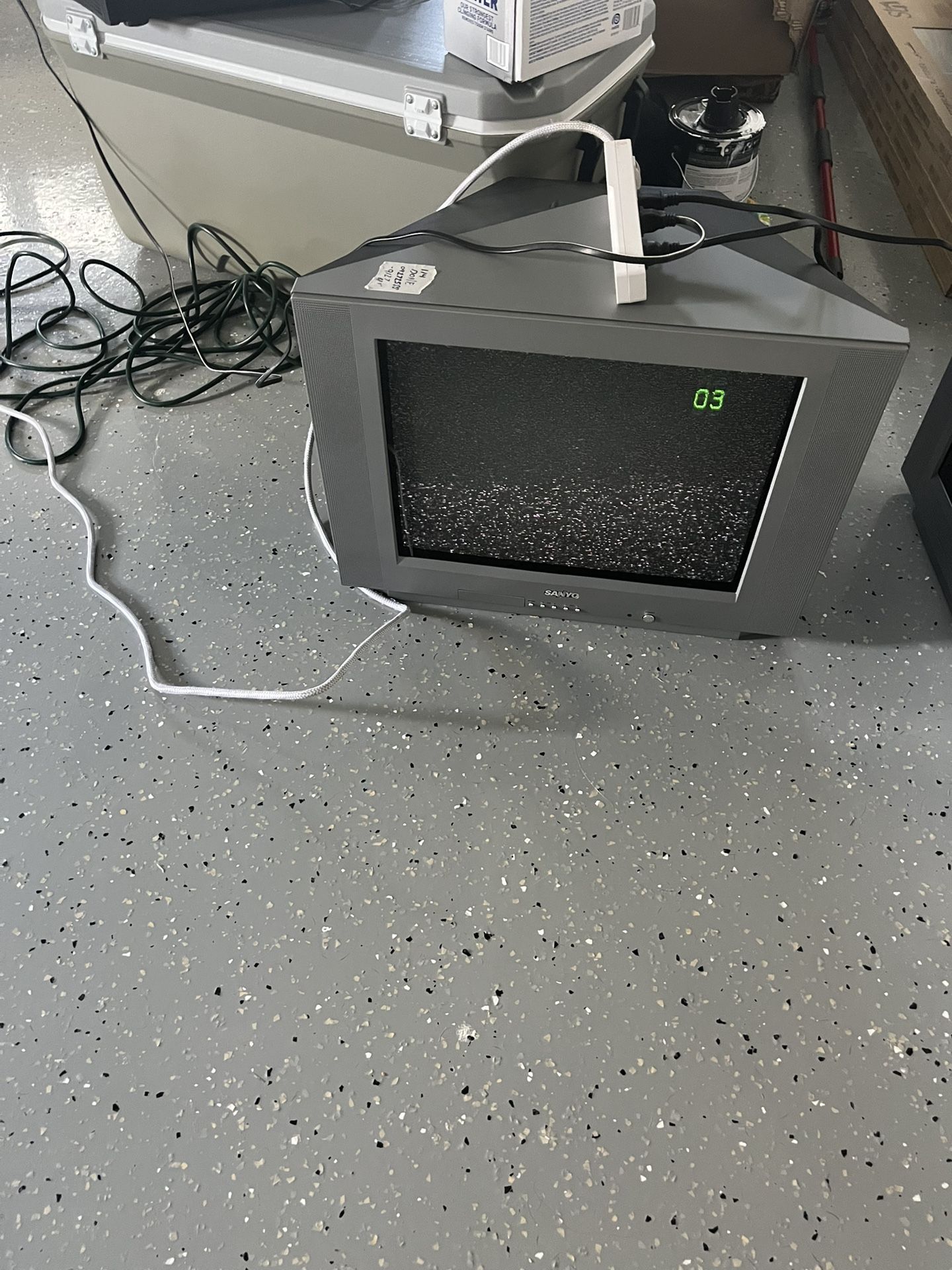 20” Sanyo Crt 