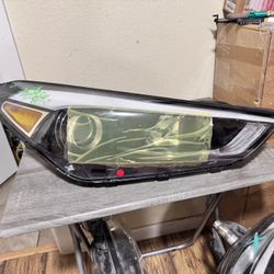 2016 To 2018 HYUNDAI TUCSON RH HEADLIGHT