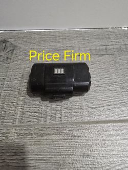 RECHARABLE BATTERIES FOR XBOX ONE CONTROLLERS, FIRM PRICE, READ DESCRIPTION FOR DETAILS