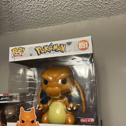 Charizard Pokémon Funko Pop