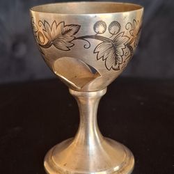 Egg Stand Silver