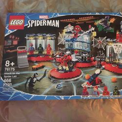 76175-Lego Spider-Man: Attack On Spider Lair 466PCS Brand New 