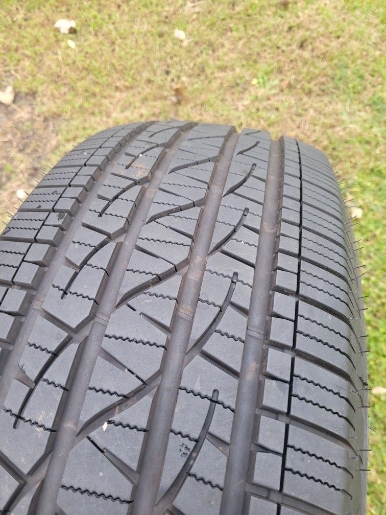 265 65 18 Tire