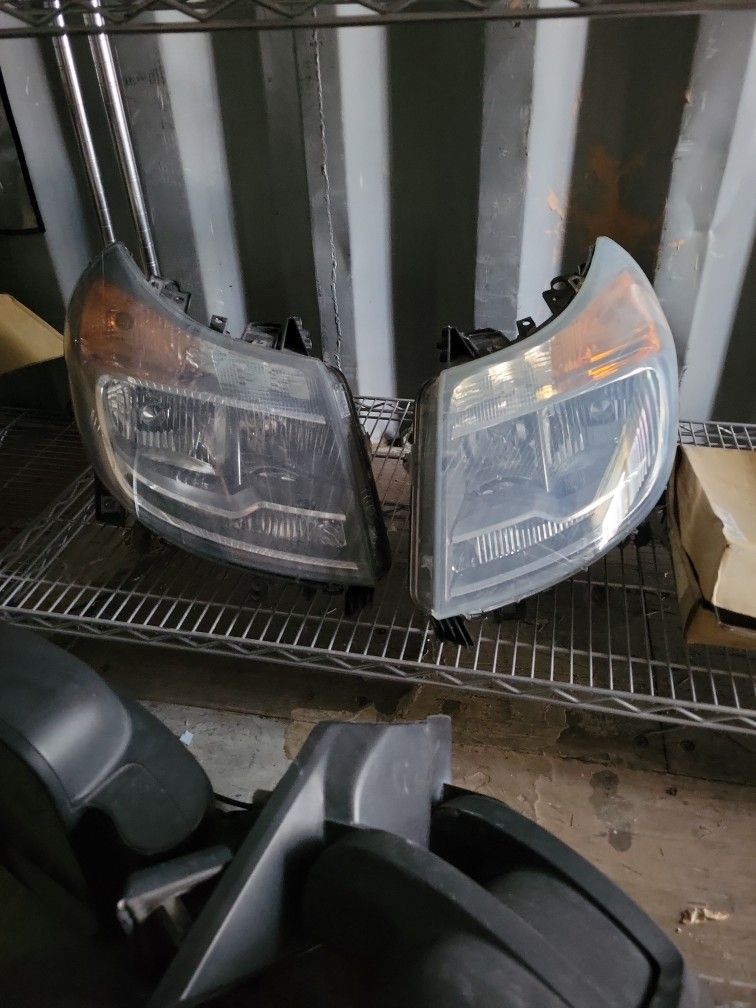 2014-2022 Dodge Promaster Headlights