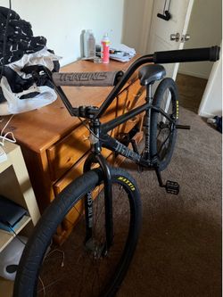 Throne “The Goon” Shadow Black 29 Inch BMX Bike