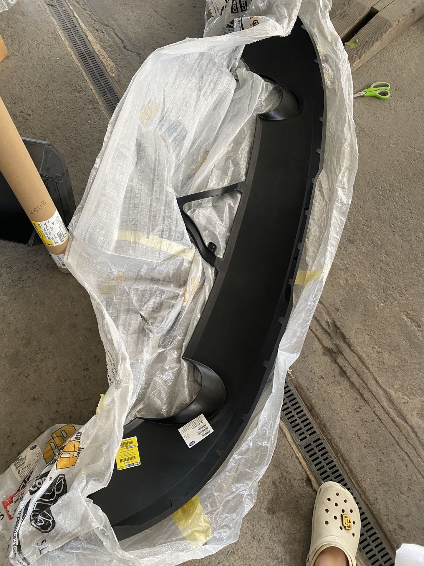 Lincoln MKX Bumper Cover