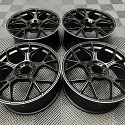 New Set of 19 Inch Rims Wheels 19x8+42 19x9+45 (5x112) CB:66.6 For Mercedes Benz