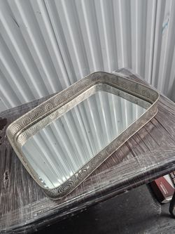 Silver mirror bottomed tray - decor