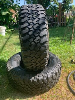 2 llantas BFGOOdrich  LT 255 /75R17  80’%