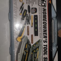 Performance Tool Tool Set, Homeowner's, 75 Piece