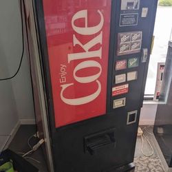 Coca-Cola Vending Machine