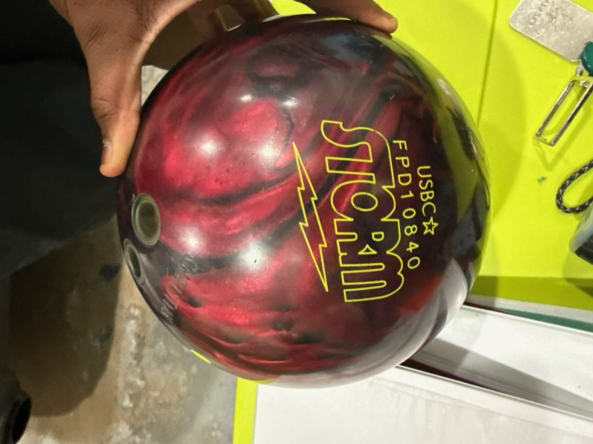 **CYBER MONDAY** Storm Tropical Surge Bowling Ball π³ - 12lb