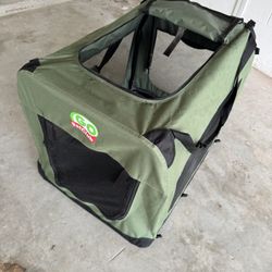 Folding pet kennel