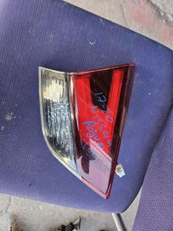 Nissan Rogue Left Driver Taillight OEM