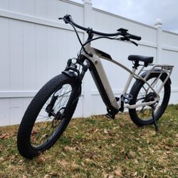 Ride1Up Cafe Cruiser eBike