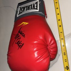 Jessica McCaskill, Twice World Champion Boxer, Signed Everlast Boxing Glove. 