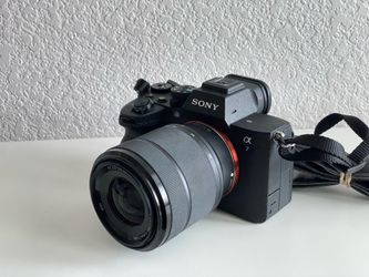 Sony A7 IV with 28-70mm Kit Lens