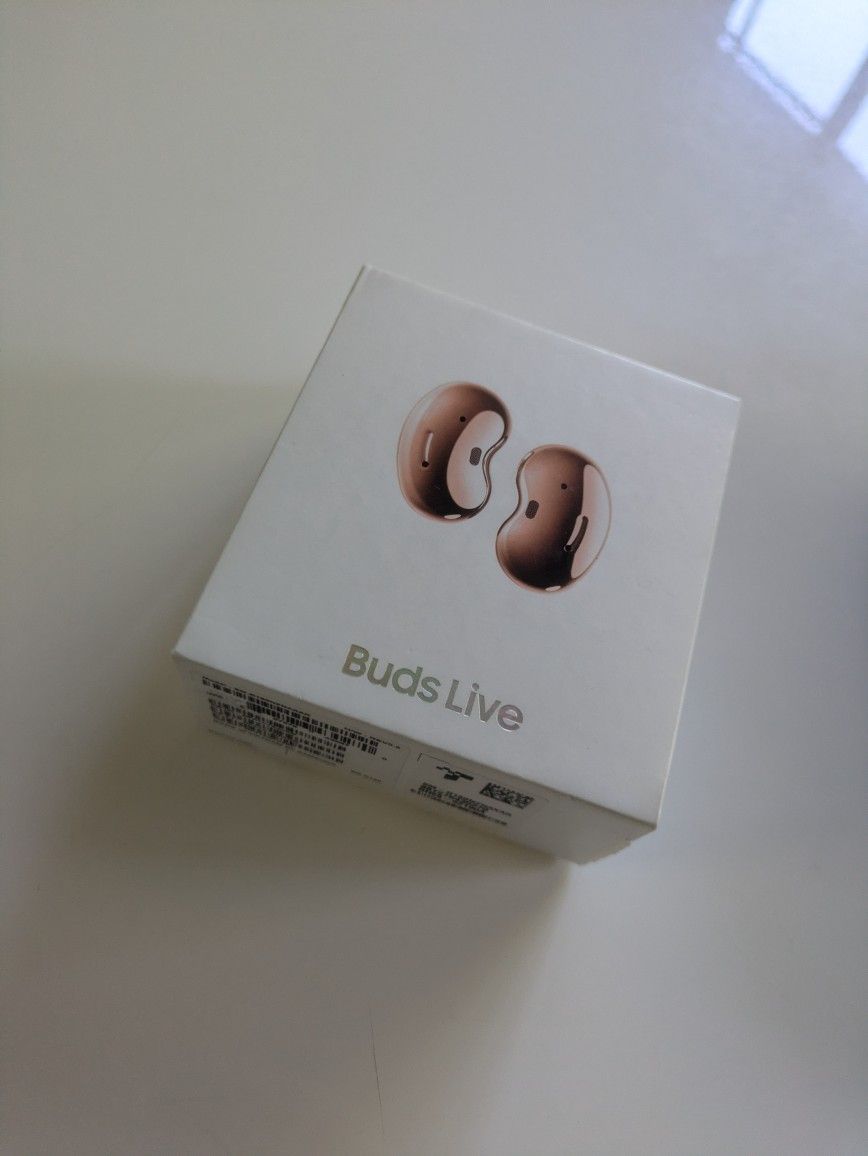 Samsung Buds Live rose gold