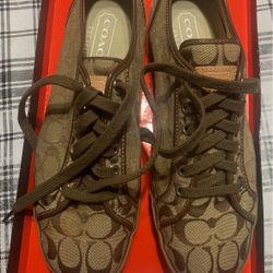 Coach Shoes Size 10