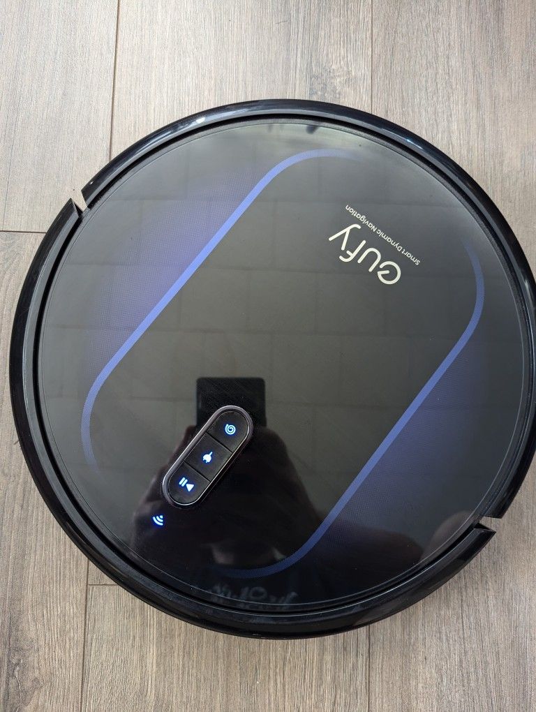 Eufy G32 Pro Robot Vacuum