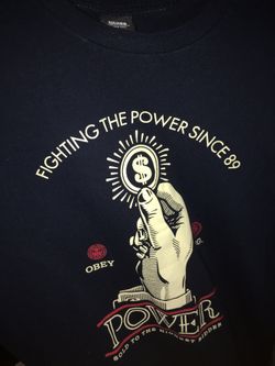 Obey tee