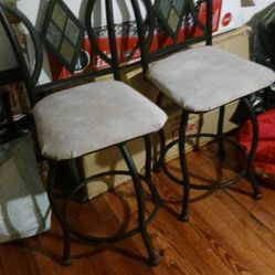 2 Bar Stool Metal Chairs  GREAT BUY!