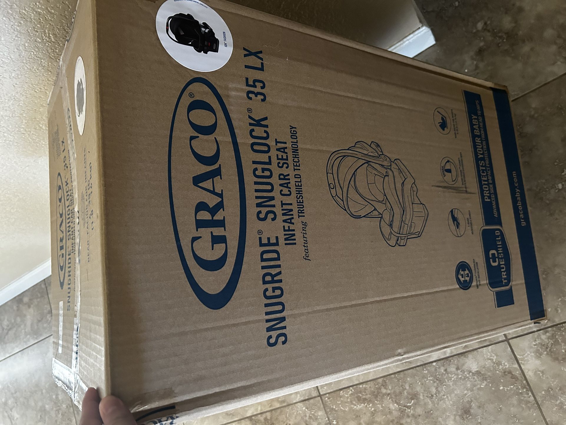 Brand New Graco Infant Car Seat