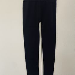 Feathers Women's black Active Fleece Leggings, Size    S/M.   (AQ)