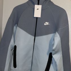 Brand New Nike Tech Fleece Sweater In Blue Men