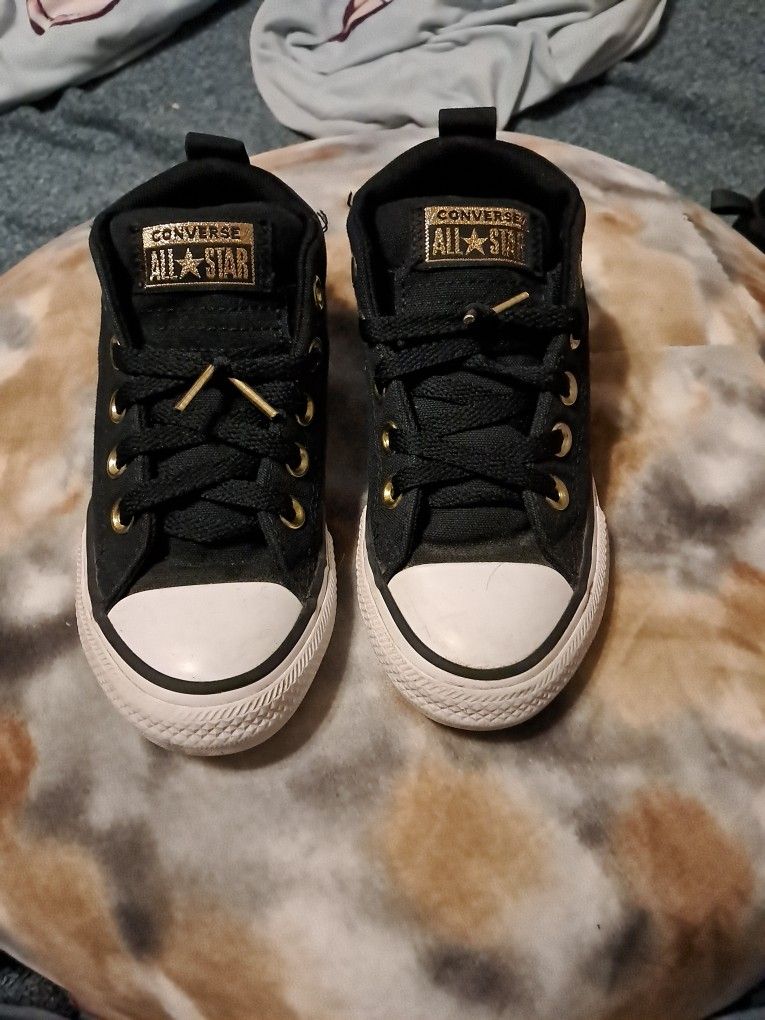 Size 12 Kids Converse