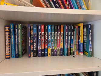 Kids books series DOG MAN, CAT KID, CAPITAN UNDERPANTS $3
