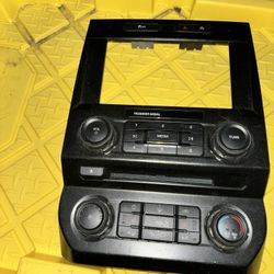 Ford F150 Center Console ( P)HL3T-18E243-CDC