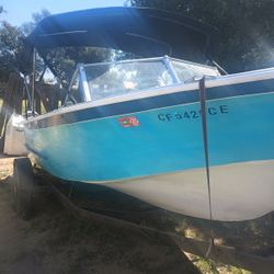 65 Ventiage 17 Foot Glassbar Fishing Boat 